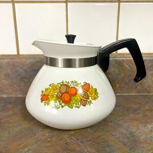 Vintage CORNING WARE P-104 teapot